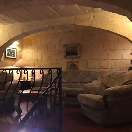 Charming 17Th Cent House Of Character In The Famous 3 Cities, Right Next To Valletta Cospicua Exterior photo