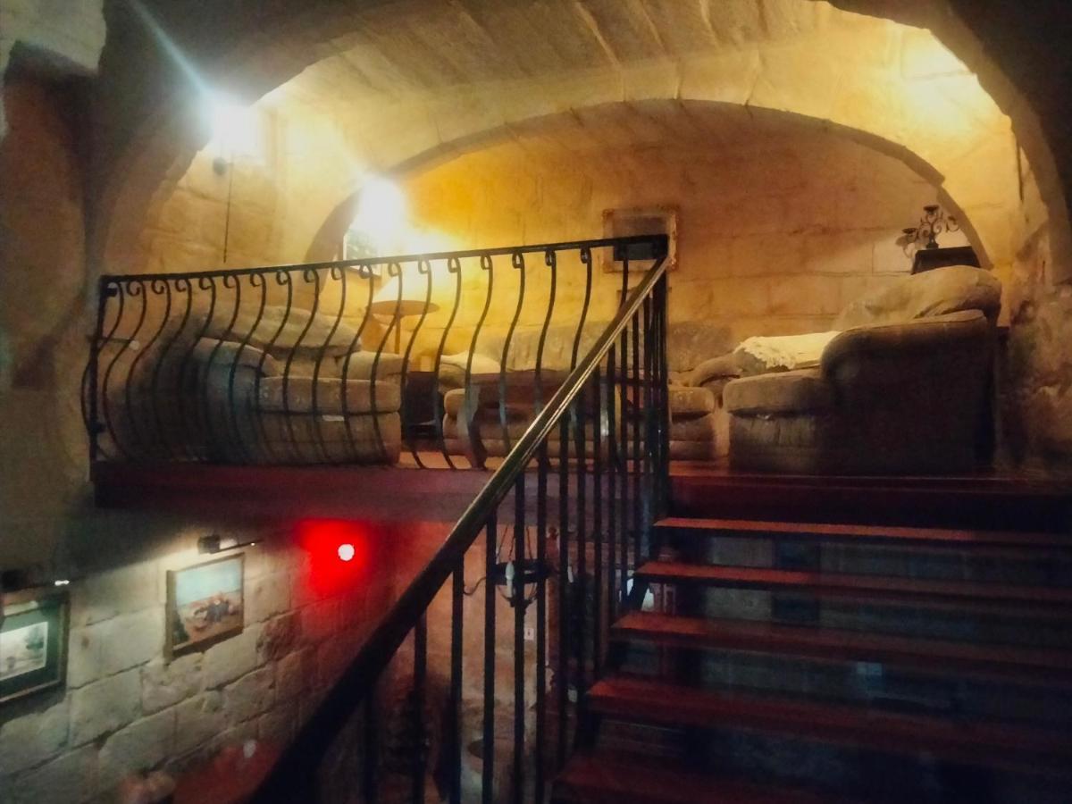 Charming 17Th Cent House Of Character In The Famous 3 Cities, Right Next To Valletta Cospicua Exterior photo