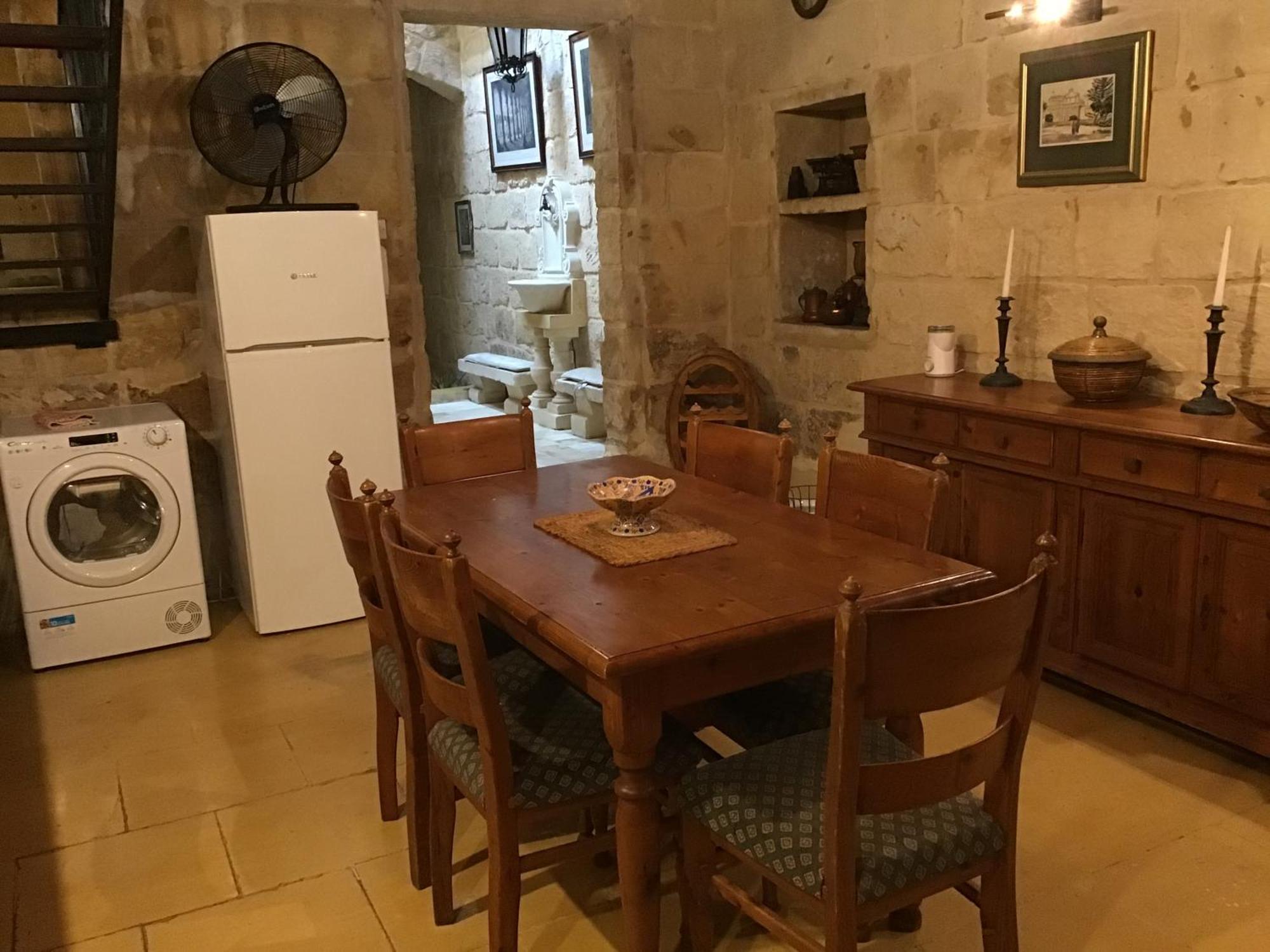 Charming 17Th Cent House Of Character In The Famous 3 Cities, Right Next To Valletta Cospicua Exterior photo